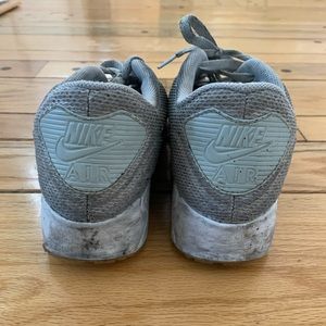 Nike Air Max 90 shoes size 10.5 sweet cream color